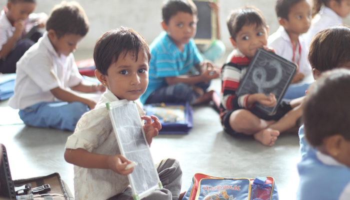 西安最新疫情停课学校:如何应对教育中断,确保孩子们的学习不受影响 西安最新疫情停课学校:如何应对教育中断,确保孩子们的学习不受影响